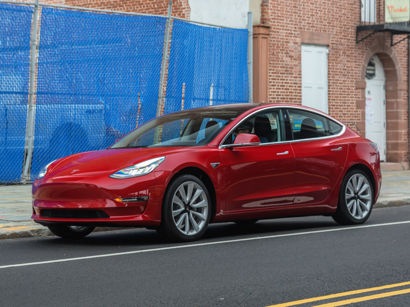 Mua &#244; t&#244; Tesla cần lưu &#253; điều g&#236;?   - Ảnh 2