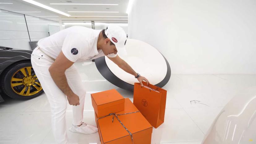 Chơi siêu xe: Chi phí duy trì một bộ sưu tập siêu xe là bao nhiêu?  - Ảnh 12