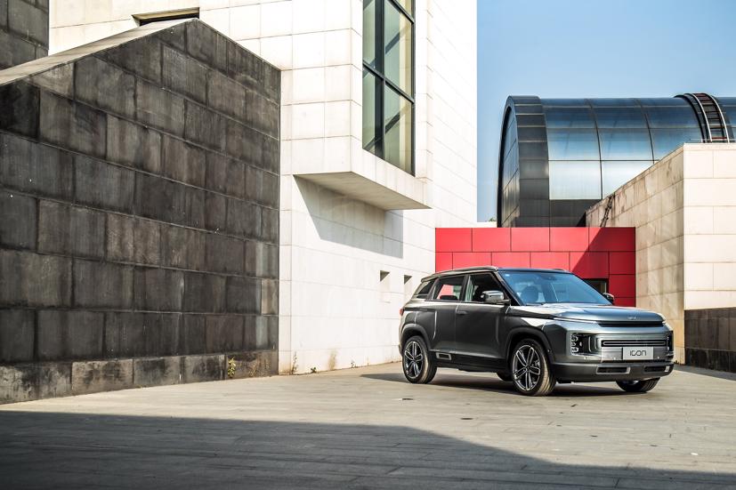 Trung Quốc ra mắt mẫu xe &quot;c&#243; thể chống virus Corona&quot; - Ảnh 2