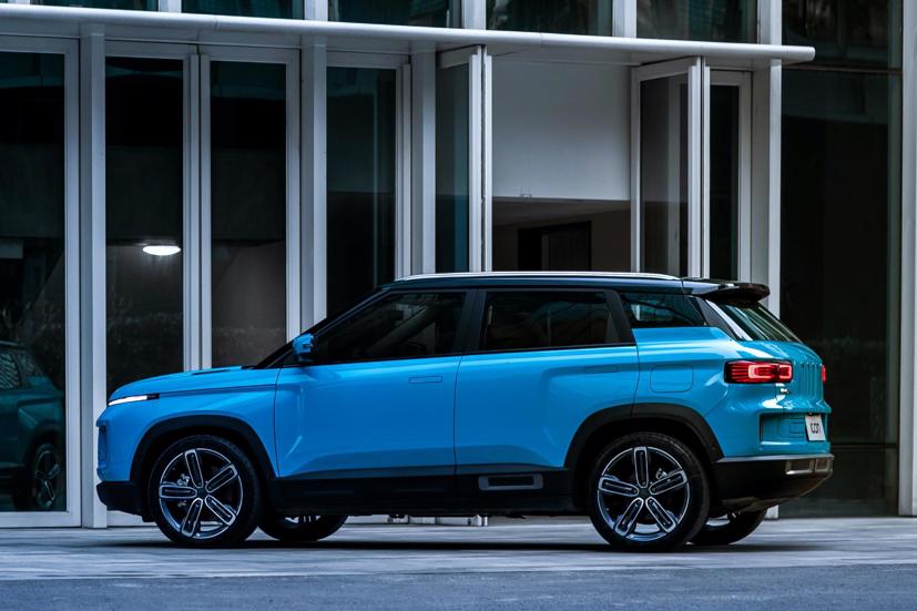 Hãng xe Trung Quốc Geely vừa tổ chức buổi ra mắt trực tuyến mẫu SUV subcompact mới Geely Icon