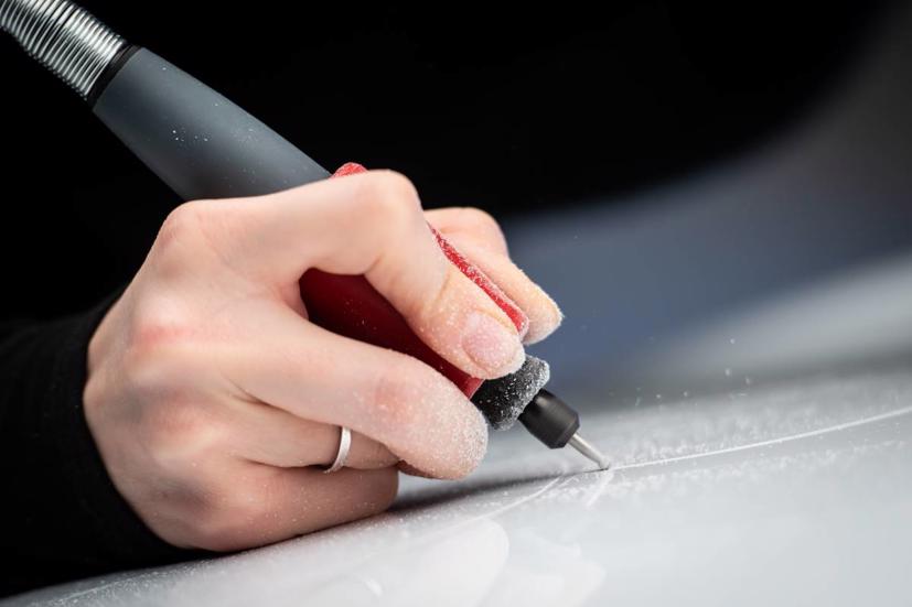 Lexus UX: T&#225;c phẩm xe hơi xăm m&#236;nh đầu ti&#234;n tr&#234;n thế giới - Ảnh 10