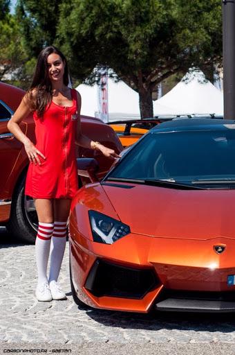 Những bức ảnh si&#234;u xe v&#224; người đẹp mọi ch&#224;ng trai đều m&#234; đắm - Ảnh 10