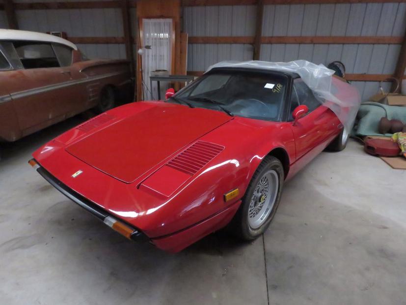 Choáng ngợp bộ sưu tập hơn 140 xe cổ được cất giấu 30 năm  - Ảnh 21