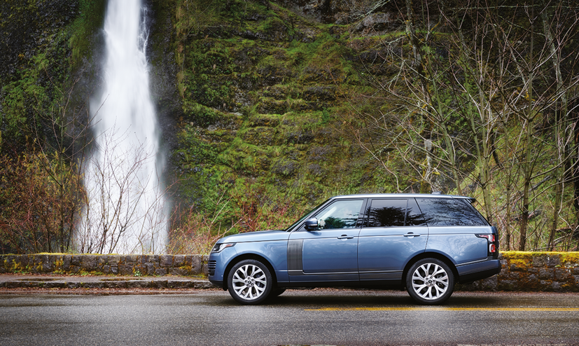 Lô xe Range Rover, Range Rover Sport, Range Rover Velar đầu tiên đã có mặt tại các đại lý ủy quyền chính hãng tại Việt Nam