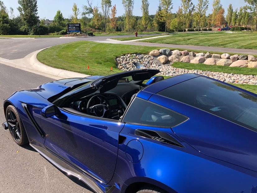 15 mẫu xe &quot;uy&#234;n ương&quot; 2 chỗ, gi&#225; từ dưới 1 tỷ đến hơn 10 tỷ - Ảnh 8