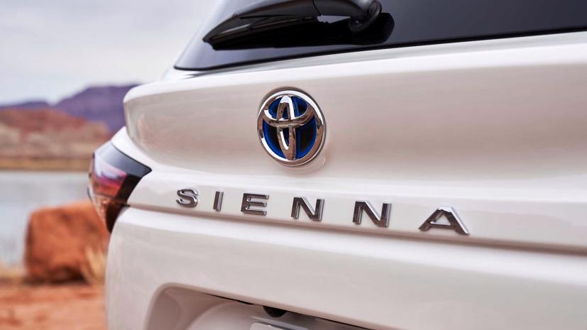 Toyota Sienna mới: minivan hybrid, ấn tượng, kh&#244;ng cần sạc pin - Ảnh 5
