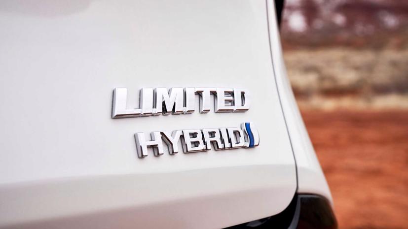 Toyota Sienna mới: minivan hybrid, ấn tượng, kh&#244;ng cần sạc pin - Ảnh 6