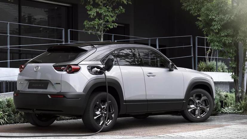 Mẫu xe điện đầu ti&#234;n MX-30 của Mazda bắt đầu sản xuất - Ảnh 2