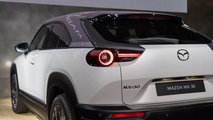 Mẫu xe điện đầu ti&#234;n MX-30 của Mazda bắt đầu sản xuất - Ảnh 7