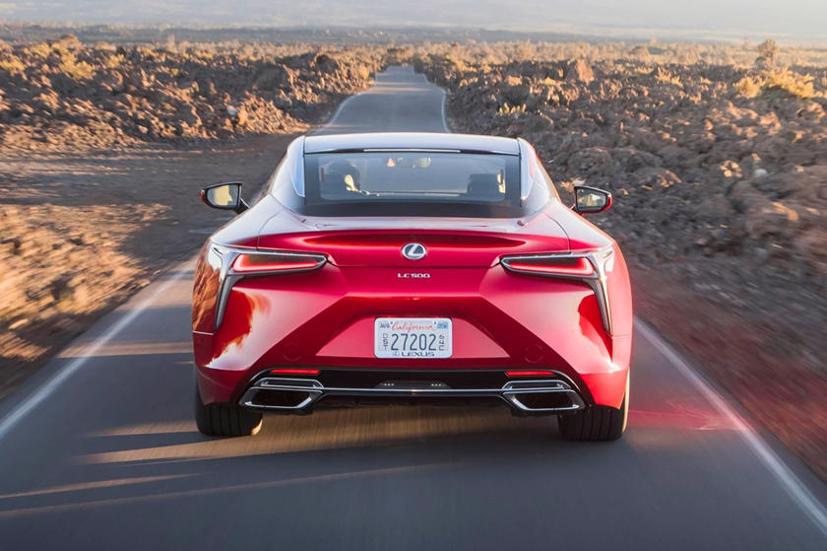 Thị trường xe hơi hạng sang hiện đang rất khó khăn vì miếng bánh có sự cạnh tranh của nhiều thương hiệu với các chiến lược giảm giá mạnh mẽ.