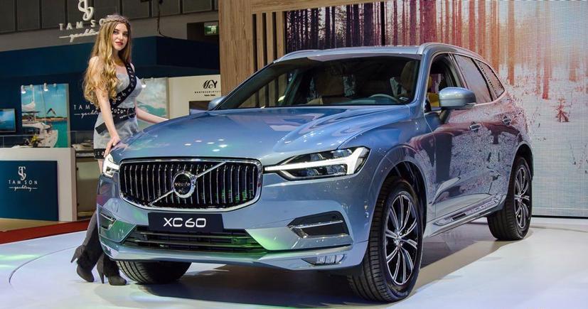 Những mẫu xe rẻ nhất của c&#225;c thương hiệu hạng sang tại Việt Nam - Ảnh 6