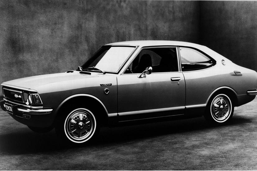 Lịch sử th&#250; vị của mẫu xe b&#225;n chạy nhất thế giới - Ảnh 2