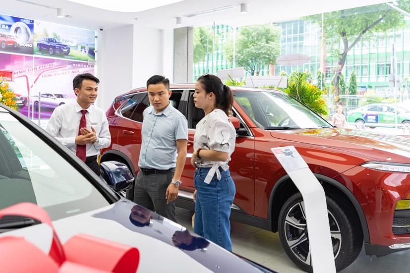 VinFast vừa đồng loạt khai trương 27 showroom mới tại 25 tỉnh, thành phố, trong đó có 21 showroom 3S