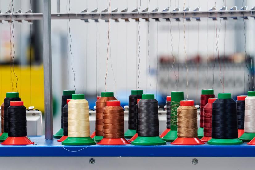 Các mẫu xe của Bentley được sản xuất để đáp ứng từng nhu cầu cụ thể của khách hàng, chẳng hạn yêu cầu về màu sắc được đưa ra theo màu của từng cuộn chỉ