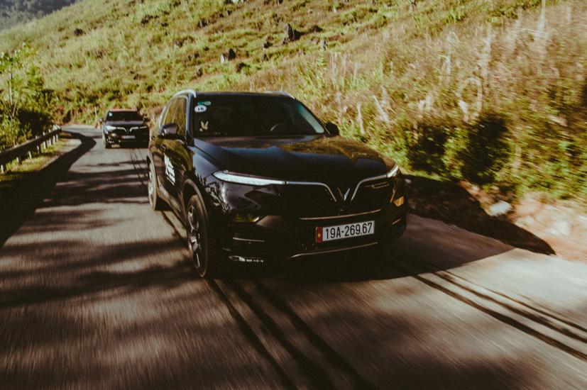 Top xe SUV 7 chỗ tiết kiệm nhi&#234;n liệu nhất: bất ngờ với VinFast Lux SA - Ảnh 6