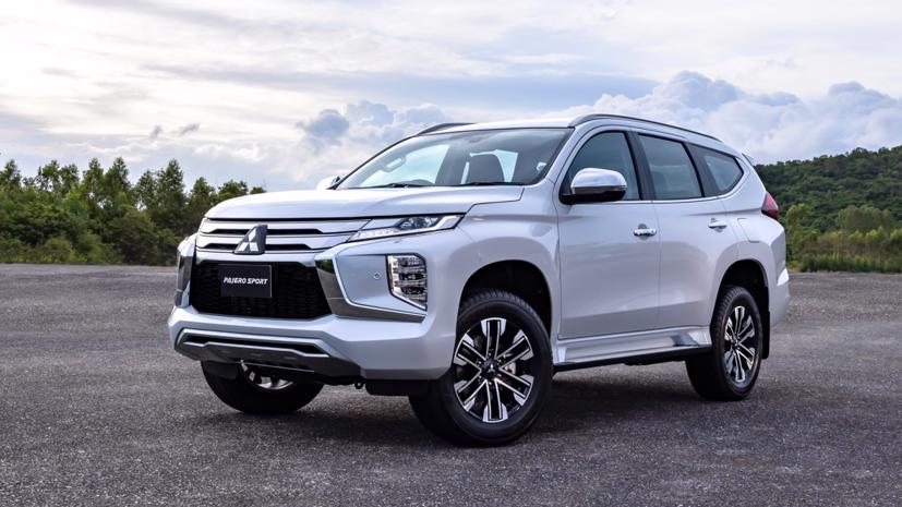 Mitsubishi Pajero Sport giảm giá tới gần 200 triệu đồng, đưa giá bán lẻ mẫu xe này xuống còn khoảng 780 triệu đồng