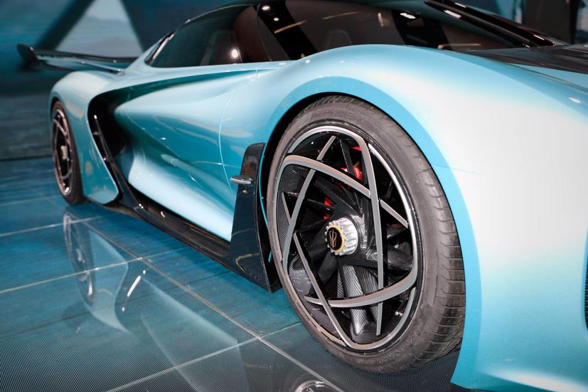 Ngắm hypercar đắt nhất Trung Quốc, gi&#225; “sắc ngọt” hơn 33 tỷ đồng - Ảnh 5