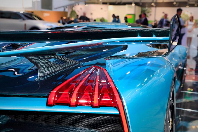 Ngắm hypercar đắt nhất Trung Quốc, gi&#225; “sắc ngọt” hơn 33 tỷ đồng - Ảnh 6