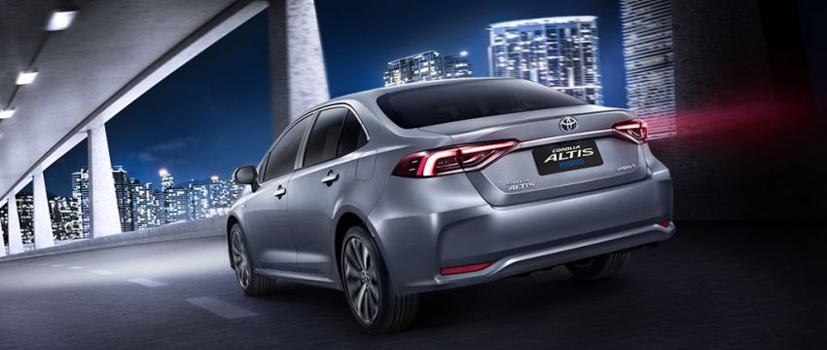 Toyota Corolla Altis ra mắt Th&#225;i Lan, gi&#225; cao nhất 830 triệu đồng - Ảnh 1