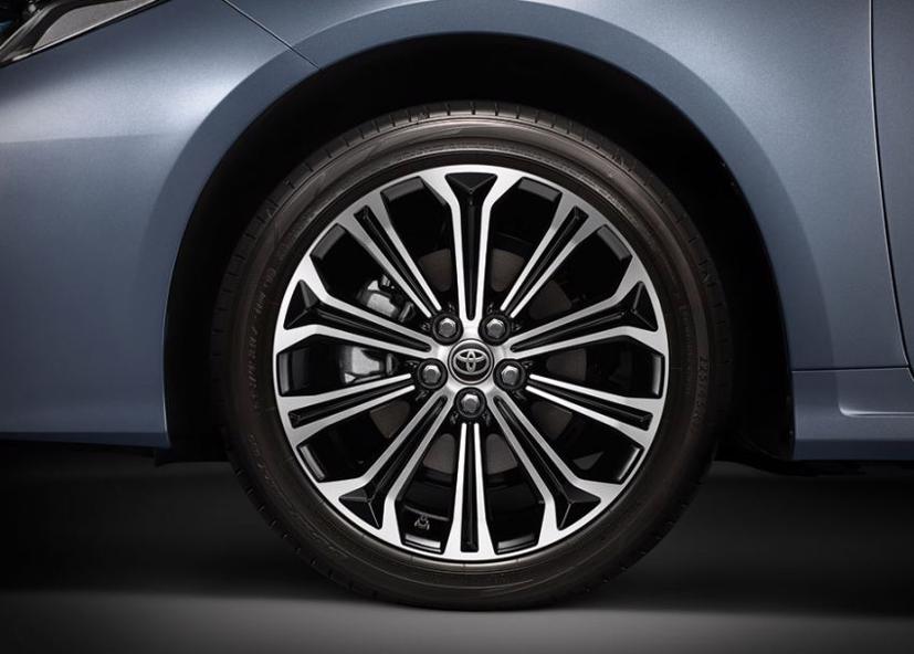 Toyota Corolla Altis ra mắt Th&#225;i Lan, gi&#225; cao nhất 830 triệu đồng - Ảnh 3