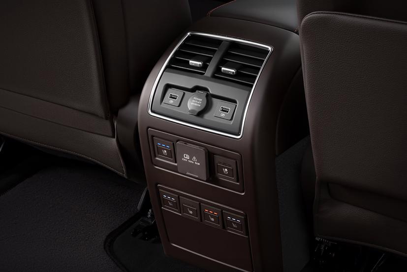 VinFast President chốt gi&#225; 4,6 tỷ đồng, c&#243; 18 m&#224;u để chọn - Ảnh 4