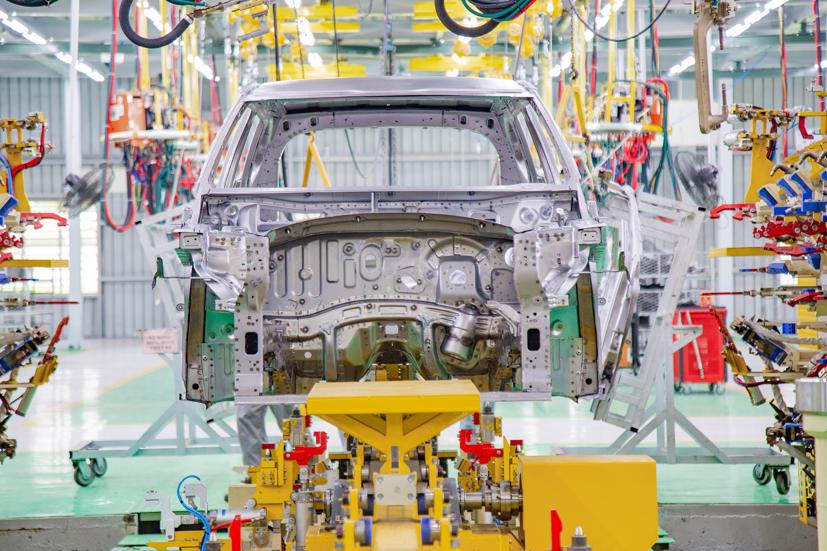 Theo giải thích của Kia Việt Nam, tác động từ đại dịch Covid-19 khiến cho hoạt động sản xuất và cung ứng linh kiện trên toàn cầu của Tập đoàn KIA bị ảnh hưởng rất lớn.