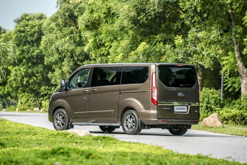 Ford Tourneo Titanium