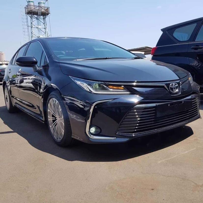 Hình ảnh Toyota Corolla Alits 2020 xuất hiện trên mạng