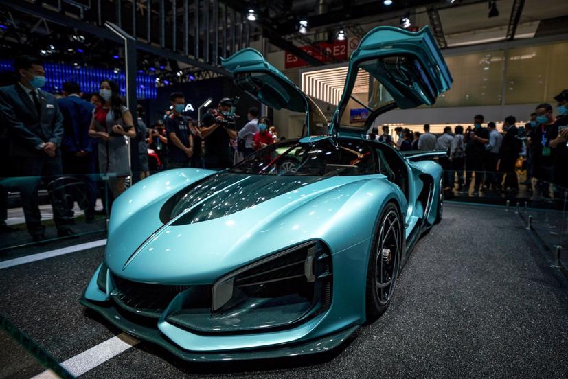 Ngắm loạt siêu phẩm tại Triển lãm ô tô lớn duy nhất năm 2020 - Ảnh 1