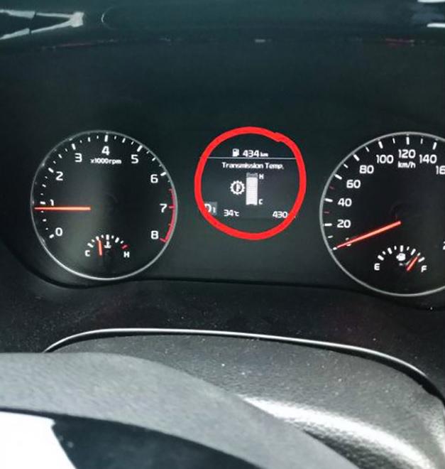Hình ảnh cảnh báo Kia Seltos bị quá nhiệt hộp số ly hợp kép do người dùng chia sẻ trên Facebook