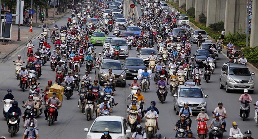 Xe máy vẫn là phương tiện di chuyển chủ yếu của người dân Việt Nam. Tuy nhiên, thị trường xe máy truyền thống đang gặp sự cạnh tranh của phân khúc xe điện