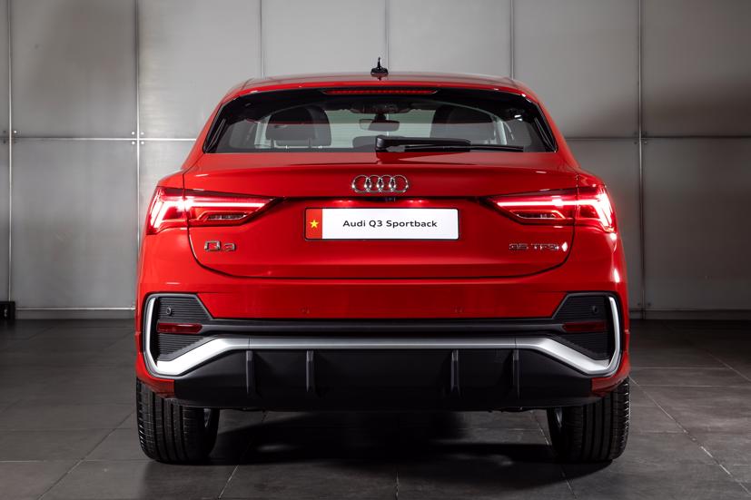 Audi Q3 Sportback ra mắt, gi&#225; hơn 2 tỷ đồng - Ảnh 7