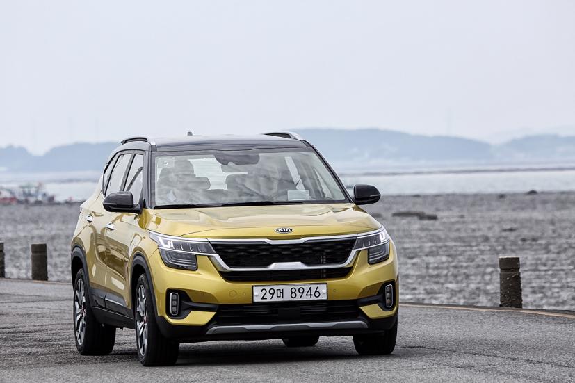 Kia Seltos sẽ ra mắt vào tháng tới, cạnh tranh trực tiếp với Ford EcoSport, Mazda CX -3 và Honda HR-V.