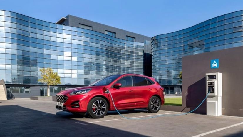 SUV hybrid Ford Kuga . Ảnh: Ford Motor Co.