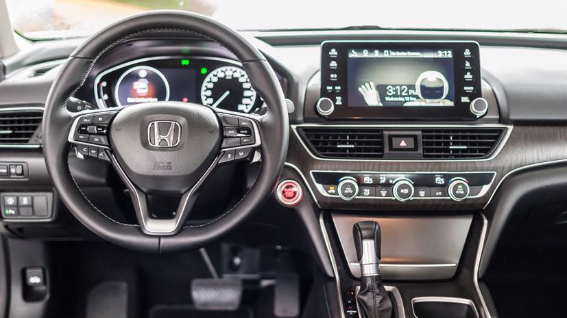Honda Accord 2019 trang bị động cơ tăng áp VTEC Turbo 1.5L.
