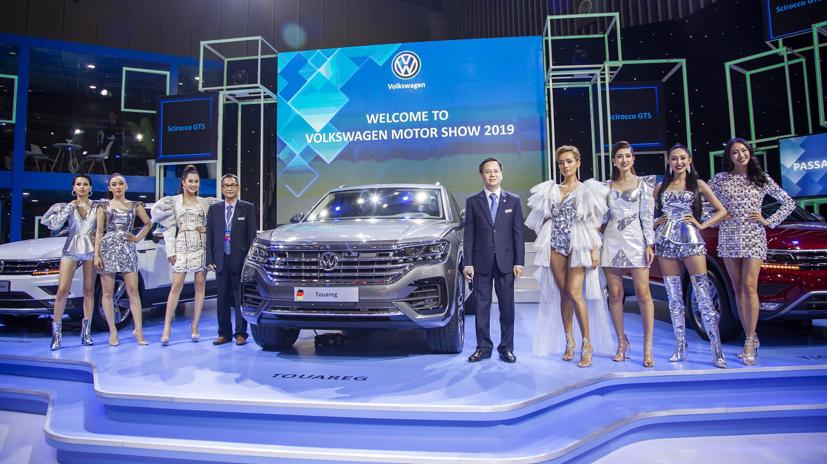 Tại VMS 2019, Volkswagen đã giới thiệu 7 mẫu xe, gồm các dòng xe đô thị cỡ nhỏ, sedan cao cấp, SUV và xe đua thể thao, trong đó, đáng chú ý là mẫu Volkswagen Touareg