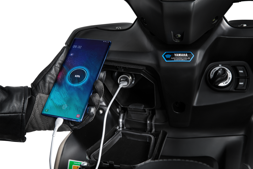 Những điểm nổi bật tr&#234;n xe Yamaha NVX 155cc 2020 vừa ra mắt - Ảnh 7