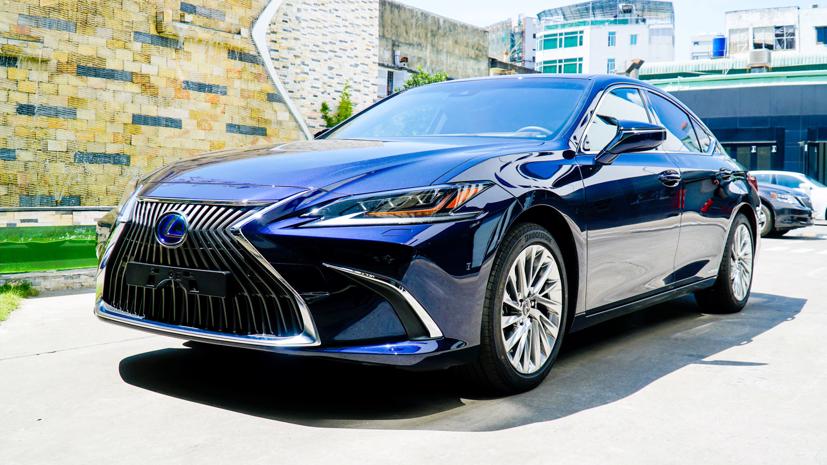 Xe sang Lexus ES 2021 ra mắt, gi&#225; kh&#244;ng đổi - Ảnh 2