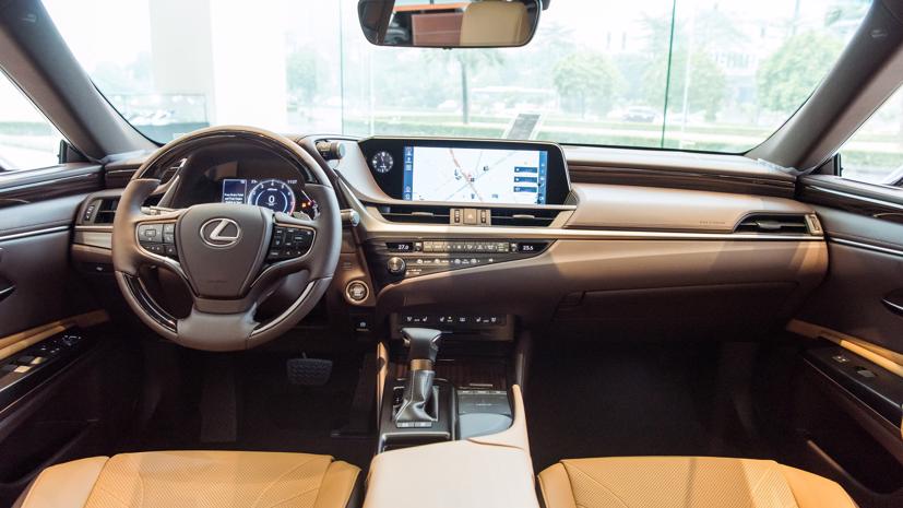 Xe sang Lexus ES 2021 ra mắt, gi&#225; kh&#244;ng đổi - Ảnh 3
