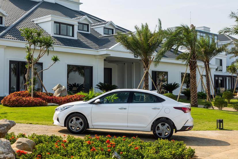 Gi&#225; lăn b&#225;nh xe &#244; t&#244; Hyundai Accent 2021 th&#225;ng 12/2020 - Ảnh 1