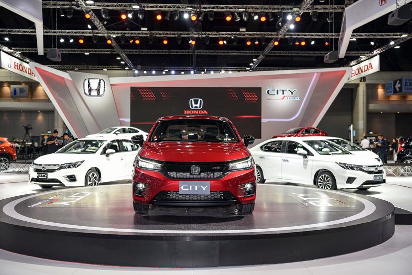 Từng là mẫu xe bán chạy số 1 trong tháng, Honda City lao dốc thẳng đứng, góp mặt vào nhóm 10 xe bán chậm nhất tháng 10. Cụ thể, trong tháng 10 vừa qua, Honda City chỉ bán được 8 xe.