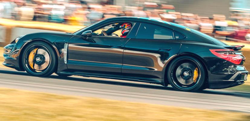 Xe điện Porsche Taycan sẽ có biến thể động cơ Tubor S cống suất tối đa trên 700 mã lực. Ảnh: Teslarati