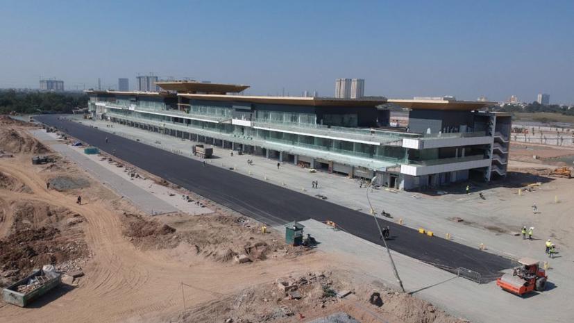 "Chúng tôi đã làm việc rất chặt chẽ với FIA và F1 để đảm bảo tất cả mọi thứ đều đảm bảo an toàn hoàn hảo cho các tay đua", bà Lê Ngọc Chi, CEO Vietnam Grand Prix Corporation, nói. Ảnh: Formula 1