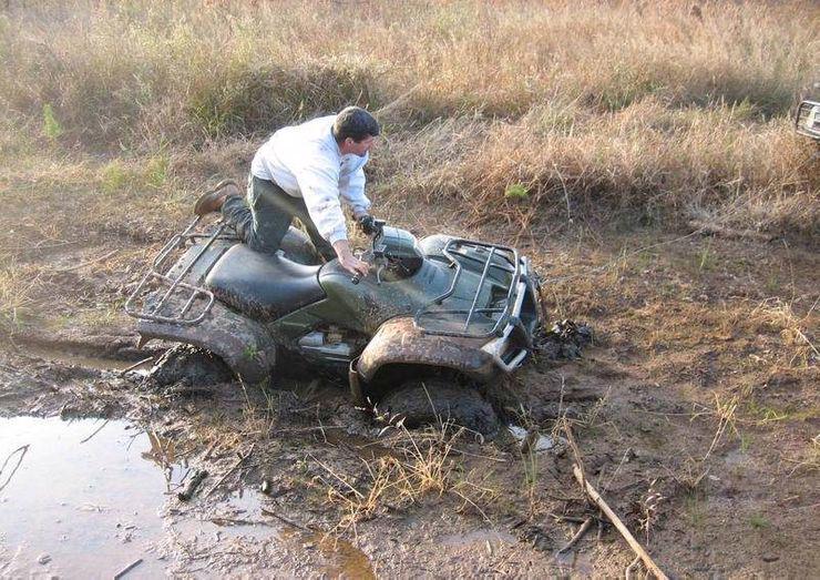 Những bức ảnh “dở kh&#243;c dở cười” về xe m&#225;y - Ảnh 3