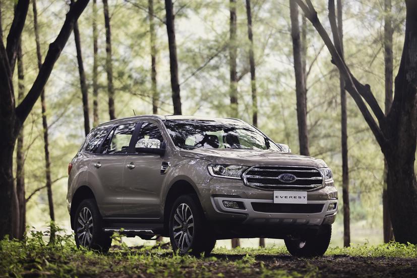 Chỉ cần thực hiện một vài bước, chiếc Ford Everest có thể sẵn sàng cho những hành trình khám phá thiên nhiên.