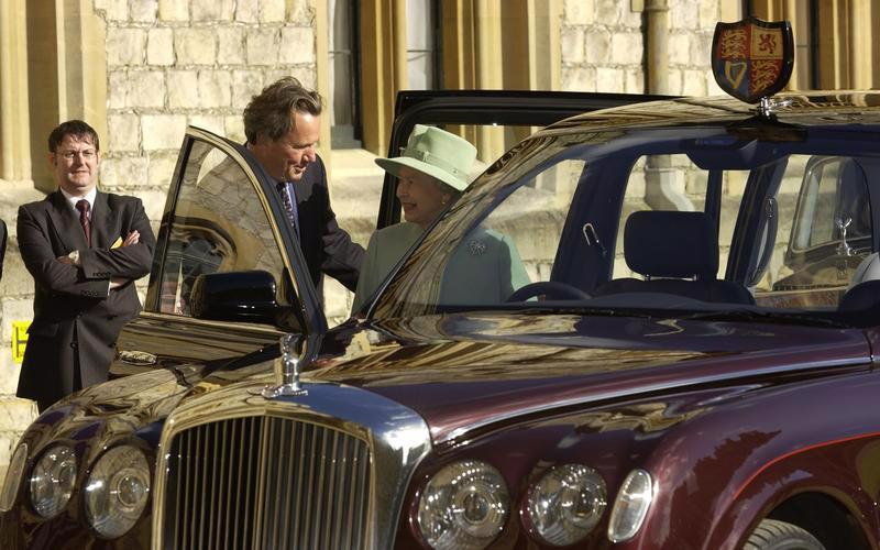 Những mẫu xe sinh ra để phục vụ các nhà lãnh đạo thế giới - Ảnh 10