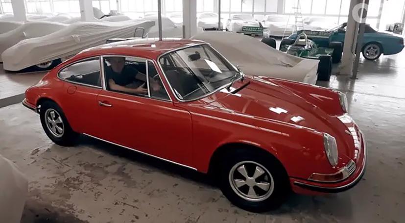 B&#234;n trong “nh&#224; kho b&#237; mật” chứa đầy si&#234;u xe của Porsche - Ảnh 10