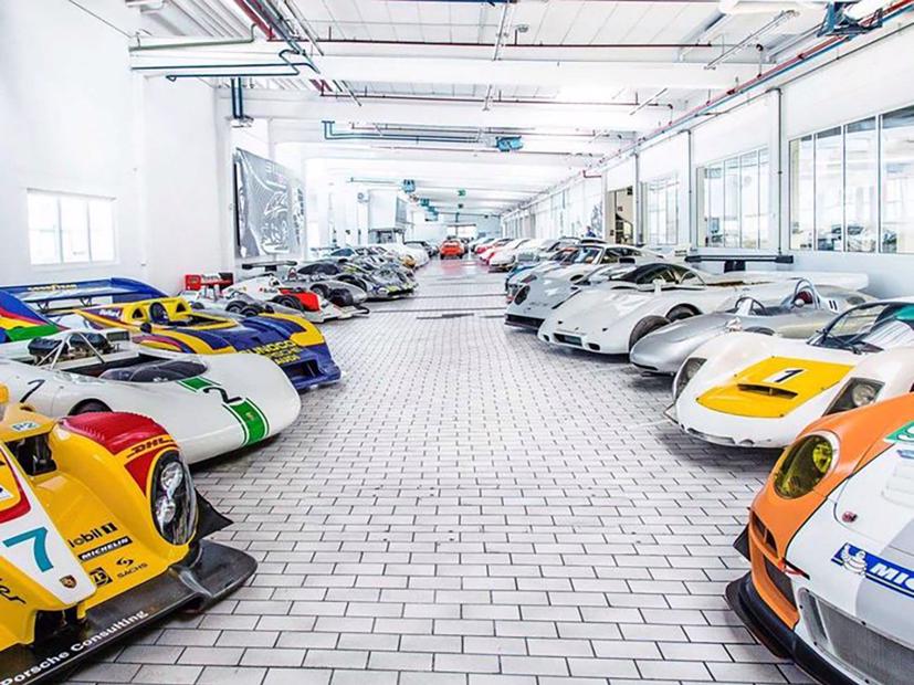 B&#234;n trong “nh&#224; kho b&#237; mật” chứa đầy si&#234;u xe của Porsche - Ảnh 5