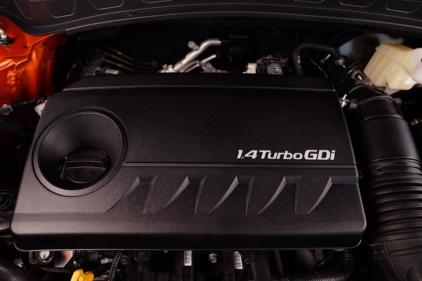 Kia Seltos gi&#225; từ 589 triệu đồng đẹp long lanh, ngập tr&#224;n c&#244;ng nghệ - Ảnh 4