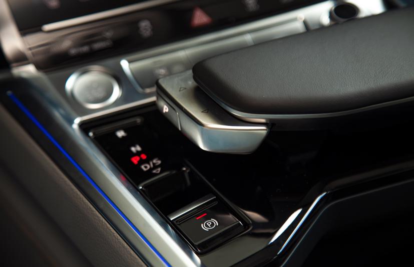 Cận cảnh xe điện hạng sang Audi e-tron đầu ti&#234;n tại Việt Nam - Ảnh 6